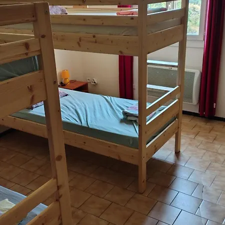 Des Robines Отель